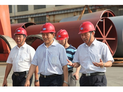 中國建材聯合會喬龍德會長調研鵬飛集團